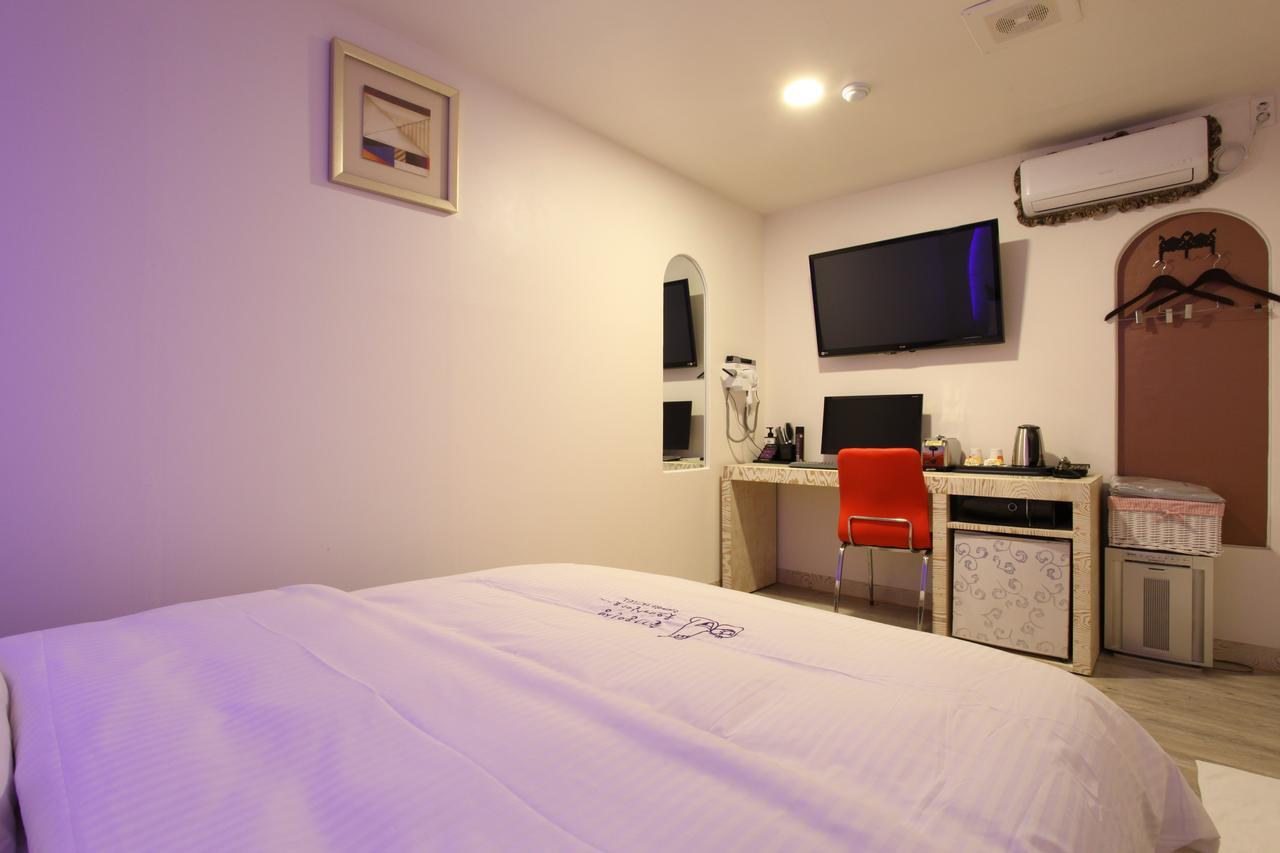 Riviera Motel 고양 외부 사진