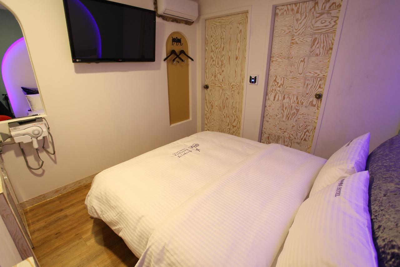 Riviera Motel 고양 외부 사진